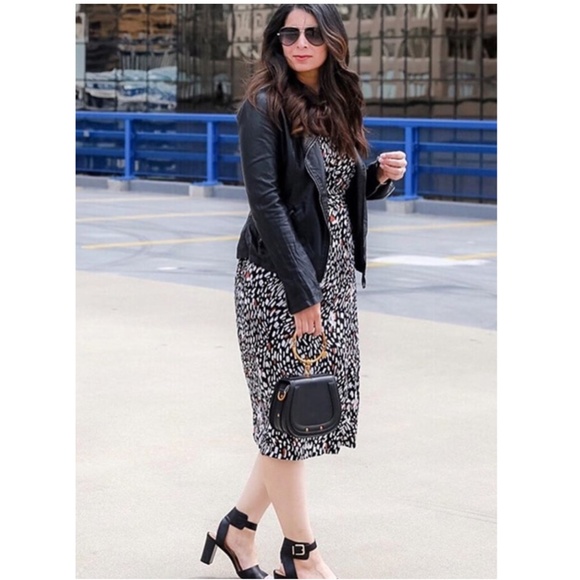 Printed V-Neck Cami Tie Belt Midi Dress - Picture 11 of 12